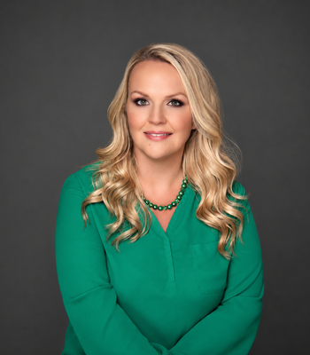 Portrait of Jessica Carter, Realtor.